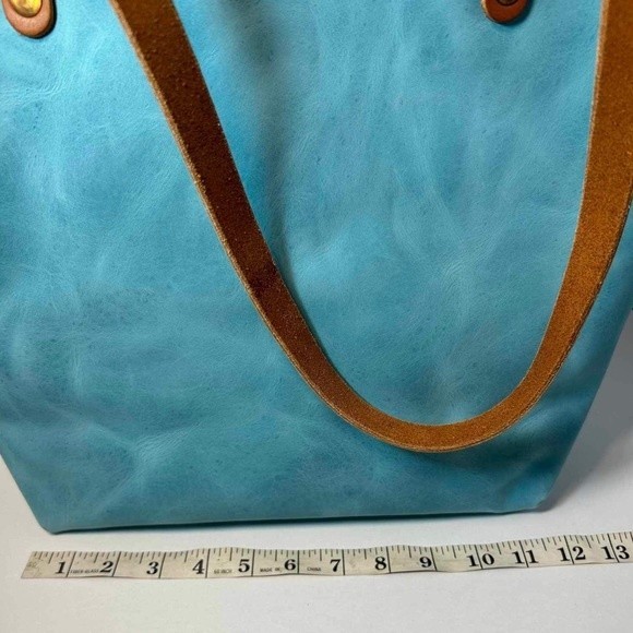 KMM & Co. Handbag Carryall Tote Satchel Light Blue Distressed Leather Purse - Picture 7 of 8